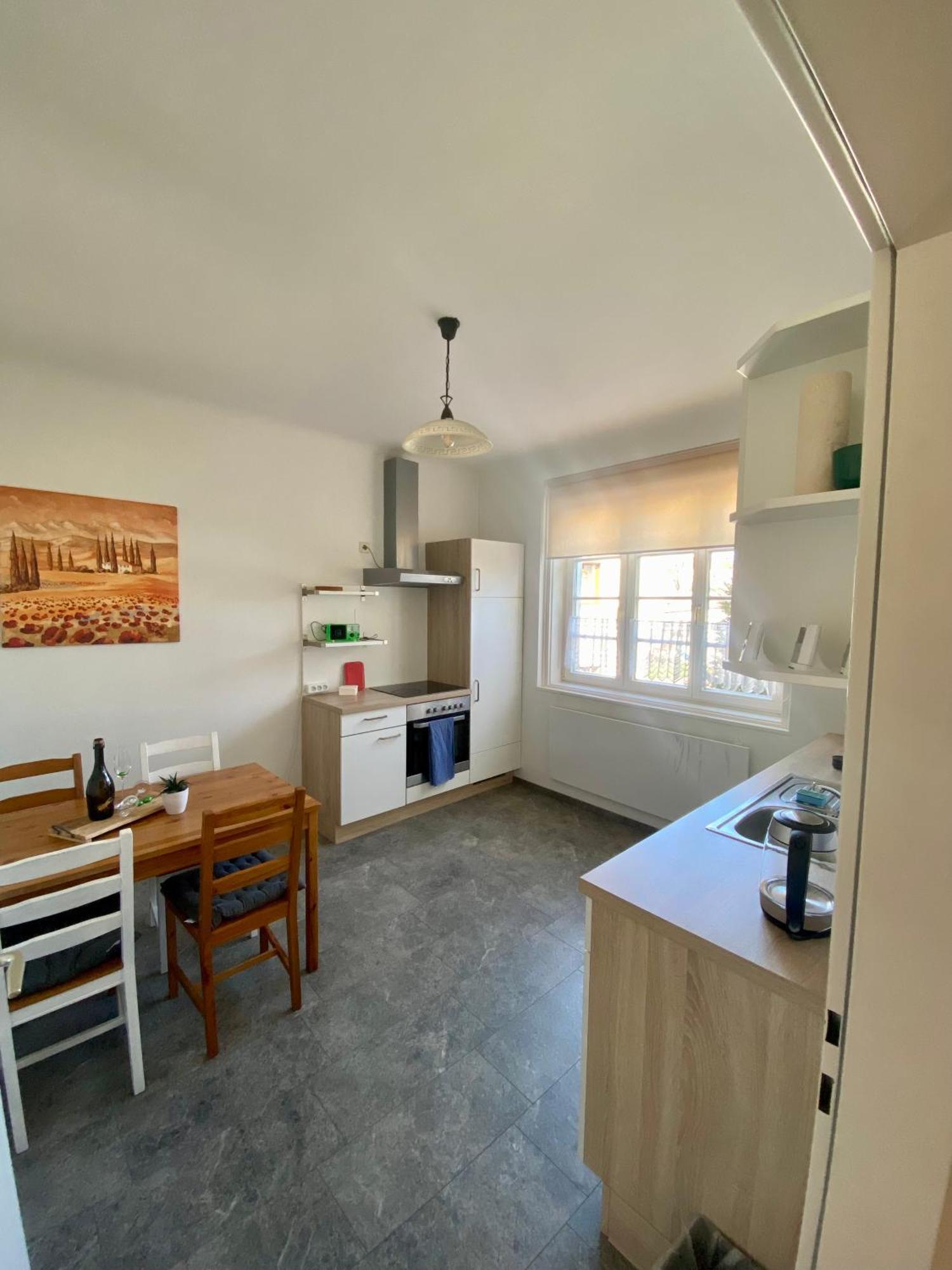 City Retreat In Eisenstadt Zentrum Екстер'єр фото