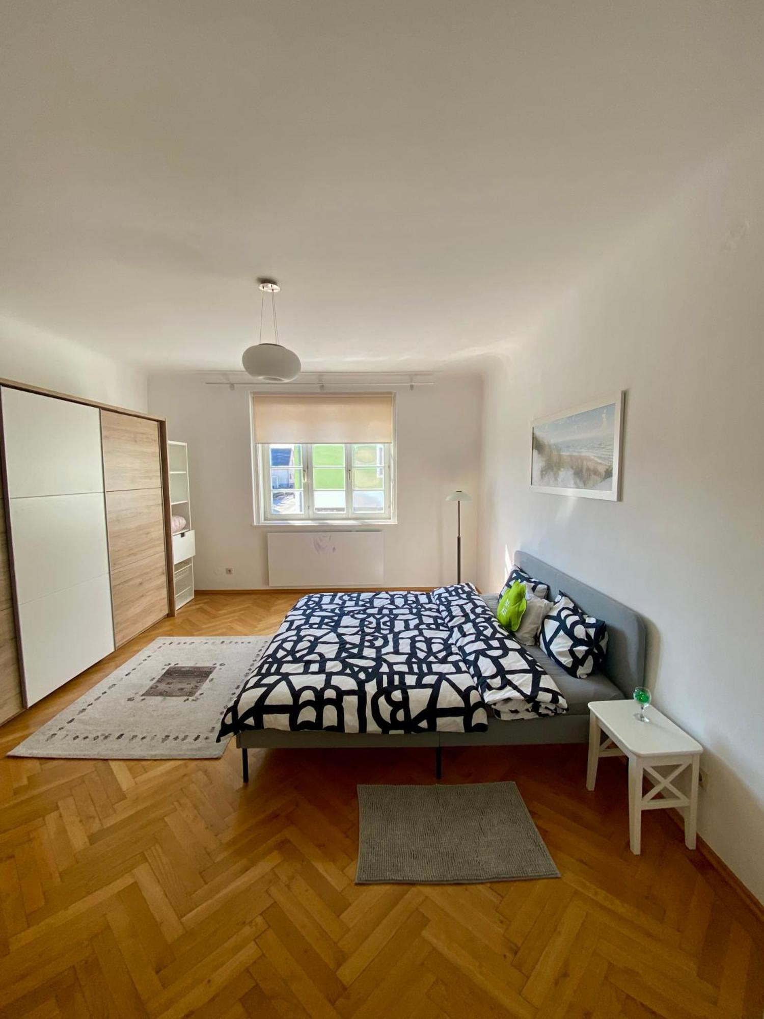 City Retreat In Eisenstadt Zentrum Екстер'єр фото